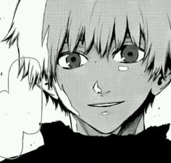 littlemissymonster:  Why is Haise looking at Urie with his, “I’m about to do something stupid and dangerous,” smile on his face? 