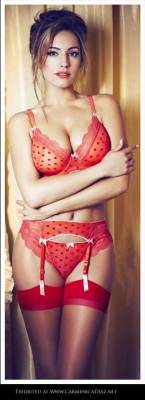 jennifer-nylon:  carmenicadiaz:  Kelly Brook in red-heart bra/knickers/suspender belt (garter belt) and red thigh high stockings.  Sometimes, I Love Carmenica’s blog!Follow Jennifer Nylon!