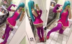 briansandstorm:ME!ME!ME! Cosplay  plz sthap&hellip;dont do this too me &lt;3