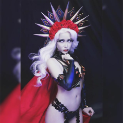 ladydeathlover:  Thaís Ariane as Lady Death!  Long Live The Lady Death Cosplayers!