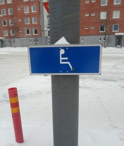 Liikuntavammaselta pöllitty pyörätuoli @ Ankkuri, Lahti, Finland