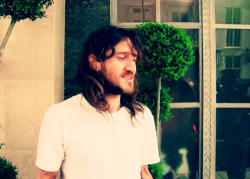 mesmerizingfools:Jesus Frusciante 