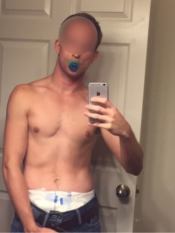 babyboiblue:  Plugged and diapered 