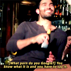 reticentrhino:  hoechloin:  Tyler Hoechlin @ The Blind Date Project 01/19  “#someone explain this bc…” 