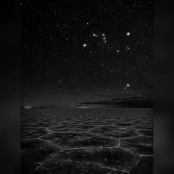 Luminous Salar de Uyuni #nasa #apod #constellation #orion #thehunter #aldebaran #taurus #thebull #horizon #uyuni #saltflats #salardeuyuni #bolivia #night #horizon #theplough #bigdipper #stars #star #universe #space #science #astronomy