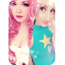 centurycreeper:  💗🌹🌸why would I ever want to go home if you’re here??🌸🌹💗 #stevenuniverse #pearl #rosequartz #cosplay w/ @psychedelicpaprika💕💕  &gt; u&lt; &lt;3