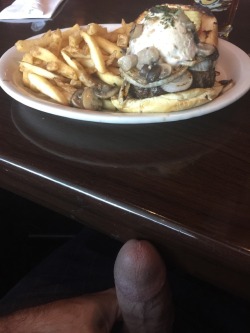 bigzibb:Couldn’t resist pulling my cock out while having lunch!!!