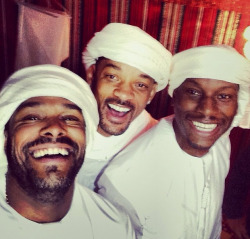 dianarossweave:  lolaambrosia:  dianarossweave:  ice-cream-convos:  FLEXIN: Tyrese, Will Smith, &amp; Maxwell Do It Big In Dubai (Pics &amp; Video)  While many celebrities were partying in Las Vegas, Miami, and New York on New Year’s Eve,…  View Post