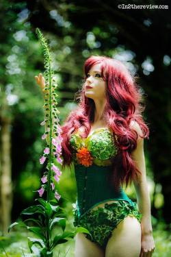 cosplayandgeekstuff:    StephanieJayne (UK) as Poison Ivy.Photos by:   In2thereview  