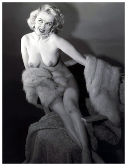 Dixie Evans        aka. “The Marilyn Monroe of Burlesque”..