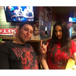 Wolfpack’s back and eating good in the neighborhood. 🤘🏻❤️ (at Applebee&rsquo;s Grill + Bar) https://www.instagram.com/fallonedge/p/Bt-DwLOF6T1/?utm_source=ig_tumblr_share&amp;igshid=1huqao2djji28