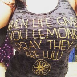 💓 this tank&hellip; when life gives you lemons pray they are lulu #lululemon 🙆🏻😍 by theavaaddams
