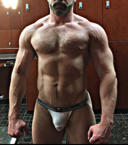 marriedjock8:  Walked in on this hot married coach talking a swolfie after his workout. He had stripped down to his jockstrap and he couldn’t tell I was watching him document his progress from my vantage point through the mirror. He tugged on his jockstra