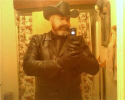 Handsome Leather Cowboy Daddy Master!