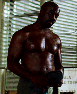 hotmengifs:  Mike Colter in an episode of Marvel’s Jessica Jones. 