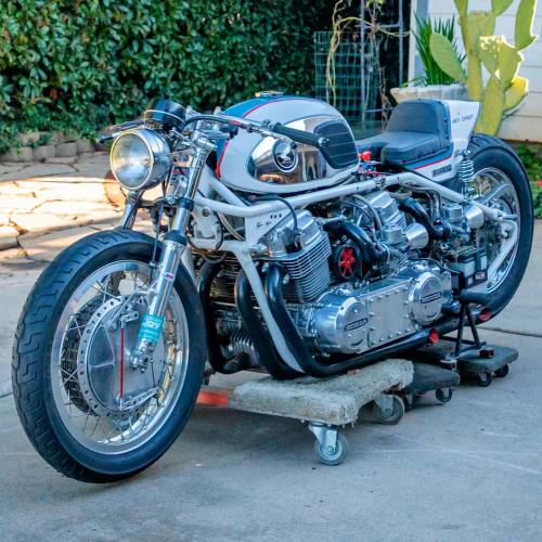 bikebound:  The Anti-Christ: Honda Double 750 Land-Speed Racer built by the late Bob “Boris” Guynes, powered by twin CB750 engines. Full story today on BikeBound.com! ⚡️Link in Bio⚡️ https://instagr.am/p/CaM4Zyfugvq/