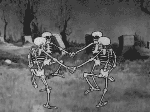 Los esqueletos no tienen pilila
