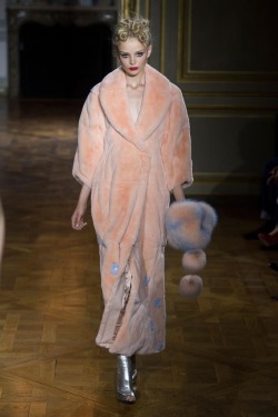 Ulyana Sergeenko Fall 2015 Haute Couture