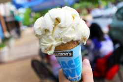 p1ctionary:  flaming-cupcakesss:     vanilla ice cream cone from ben&amp;jerry’s! i almost never get ice cream cones and this was soooo good ugh yesig: kettlec0rn   being lactose intolerant is the worst