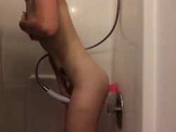 jedsbunnyranch:  I was feeling dirty this morning and decided to play with myself in the shower. -Dee
