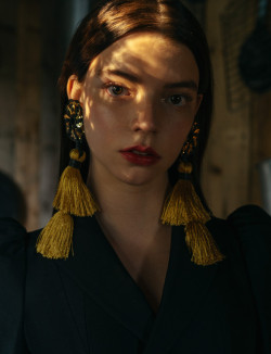 midnight-charm:  Anya Taylor Joy photographed by Paul McLean for The Hunger MagazineFashion Editor: Anna Hughes-Chamberlain Makeup: Andrew Gallimore