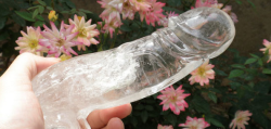 iamtonysexual:  crazo3077:  videogamedad:  reportkawaii:  videogamedad:  STRANGE BUT COOL: Scientists have recently unearthed these crystal penises buried in various places in the US. These crystal penises have been carbon dated and it’s shown they’ve