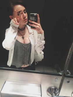 agingb0nes:  Here are some drunken toilet selfies from the other day x  Oh wow you look really cute in these, still loving your white tree of gondor phone case :). Definitely looks like you had a good time, loving your outfit :)