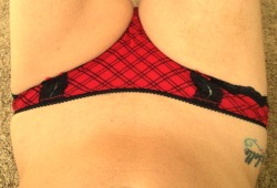 michellesplace:  Red n Black today :)