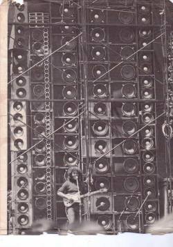 yeltumpar:  The Grateful Dead’s Wall of Sound89 300-watt solid-state and three 350-watt vacuum tube amplifiers generating a total of 26,400 watts of audio power. 604 speakers total.586 JBL speakers and 54 Electrovoice tweeters powered by 48 McIntosh