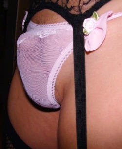 cdannabelle:  thepantydrawer:  A little pink and black….!  Yummy inside the pink . And framed by the black. Just would tease you so slowly lick by lick… 