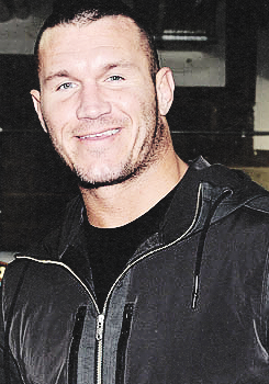 randal-keith-orton:   Randy Orton grants wishes for WWE Circle of Champions in Scotland   