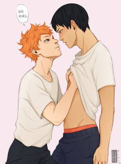 hachidraws:   “もういっかい。” 3rd year Ace Hinata and his setter BF like to stay after practice for some extra one-on-one tosses (￣︶￣;)   