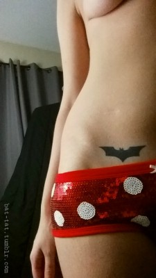 bat-tat:  Merry Christmas bitches!! 