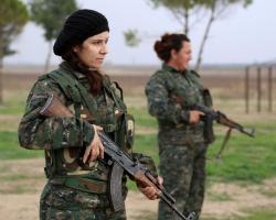   Female Kurdish fighters announce new training academies for Arab women to take on Isis in Syria  