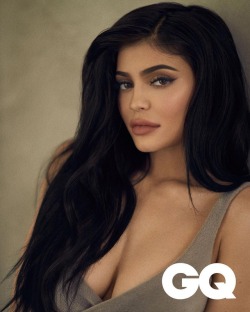 69connor99:  Kylie Jenner