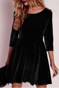 cochiala1989:  Stunning Simple Style DressesBlack &gt;&gt; Gradually varied blueRed &gt;&gt; RedBlack &gt;&gt; BlackBlack &gt;&gt; BlackSpot &gt;&gt; StripeThere’s always a dress you like (ON SALE)