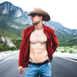 edgarscortes:  Mexican model Edgar Zavala by me.  My instagram.   #cowboy #abs #guy #mexican