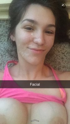 cumselfie:  Holly Michaels - My favorite thing to do midday : facial facial facial (pbs.twimg.com)submitted just now by gwcumselfie