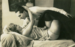 lascivious25:  psl: Wednesday’s Kiss ~ Good Morning, Love ~ 1920s Biederer Postcards 