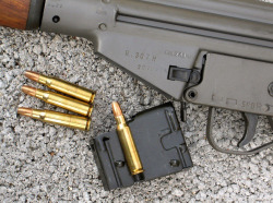 gunrunnerhell:  Spanish 5 The Spanish CETME has a smooth magazine well exterior compared to it’s relative, the H&amp;K G3. The magazine in the photo is the 5 rounder. When inserted, its almost flush with the receiver and can be a bit of a hassle to