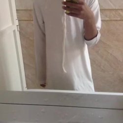 hornyarabmen:  Hung Emirati boy has something to hide and it’s pretty huge. Any guesses?!Follow him on Twitter. 