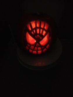 daily-superheroes:  Everyone’s showing off their jackolanterns, might as well join in.daily-superheroes.tumblr.com