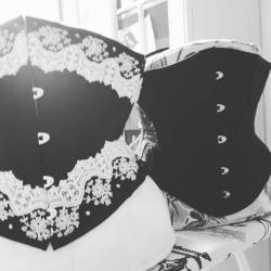 snowblackcorsets:  My little twins #snowblack #snowblackcorsets #underbust #corset #coutil #busk #historical #workroom #ateliersylphe #cincher