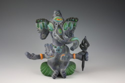 roll0ne:  roll0ne:Ganesha Elephant rig !   More glass art @ TheLambsBreadMagazine