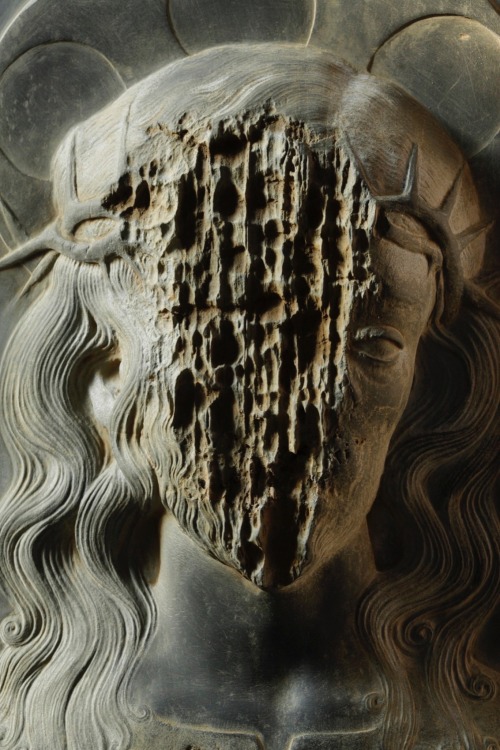 redlipstickresurrected: Nicola Samorì (Italian, b. 1977, Forli, Emilia-Romagna, Italy, based Bagnacavallo, Province of Ravenna, Italy) - Cunea (detail), 2018, Sculpture: Black Carrara Marble