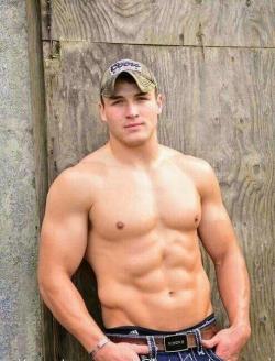 ksufraternitybrother:   KSU-Frat Guy:  Over 19,000 followers . More than 12,000 posts of jocks, cowboys, rednecks, military guys, and much more.   Follow me at: ksufraternitybrother.tumblr.com   Lol this &ldquo;country boy&rdquo;/&ldquo;jock&rdquo;