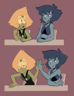 snaileyart: Peridot and Lapis were so pure in that episode