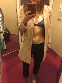 Submit your own changing room pictures now! I think that size fits via /r/ChangingRooms http://ift.tt/2d0a2gs