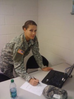 usmilitarysluts:  Beautiful Army admin PFC shows off her body.