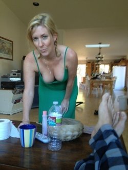 milf-o-rama-xxx:check out http://bit.ly/Cougar-MILFgifs for more great milf porn  steady mum they are nearly out nice view though 